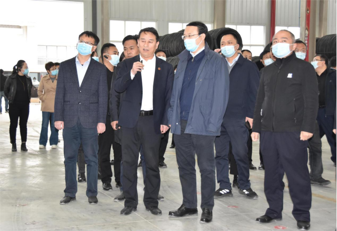 銅川市委常委、副市長(zhǎng)劉浩一行到陜建裝配智造公司第二廠區(qū)調(diào)研指導(dǎo)工作